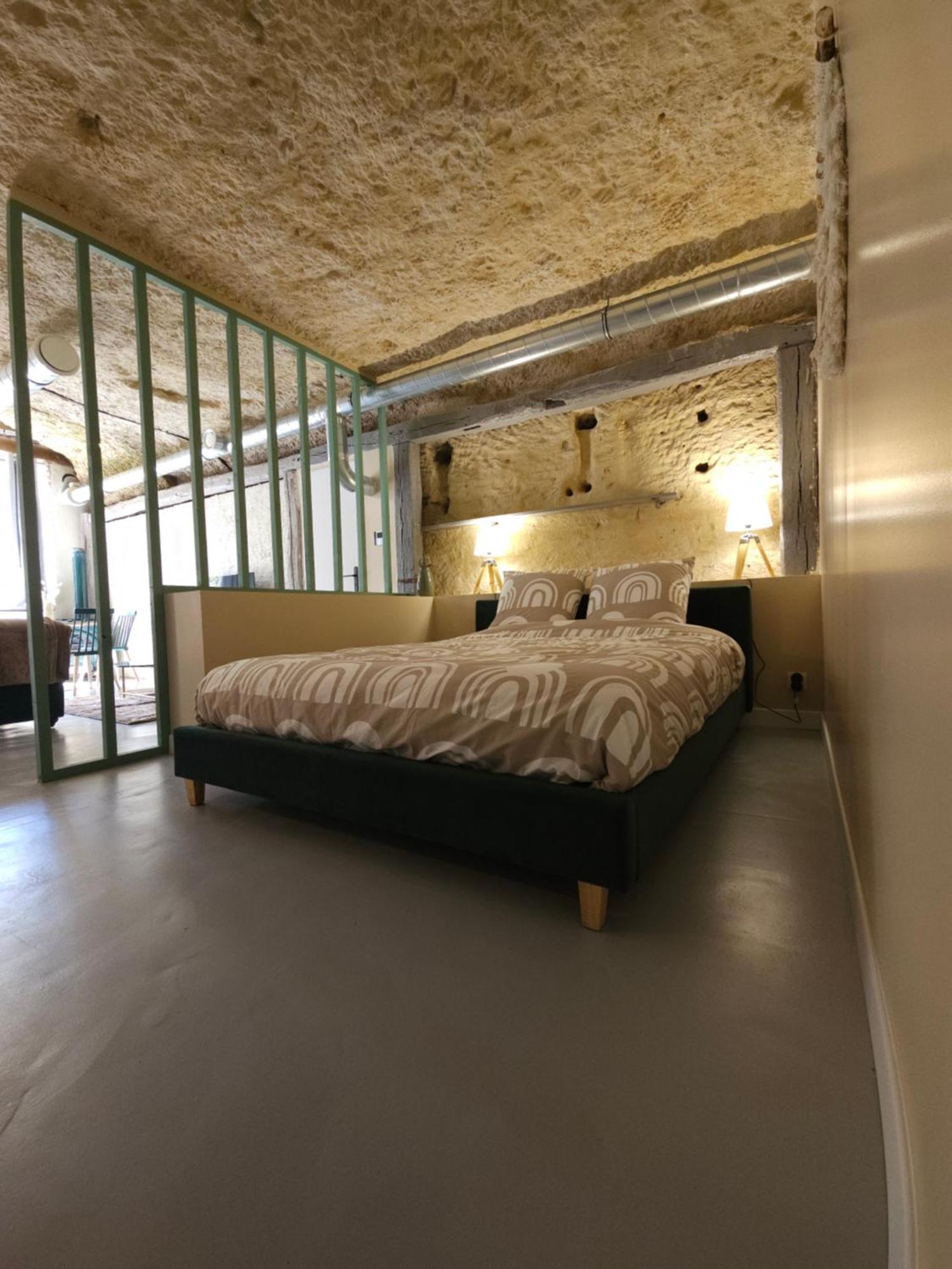 Appartement The Sweet Cave à Saint-Étienne-de-Chigny Extérieur photo